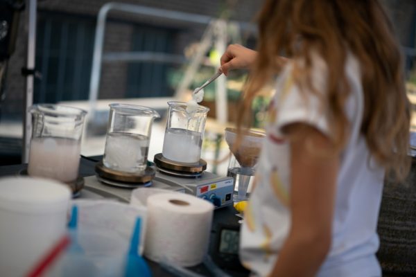 Experimente beim Liesinger Ferienspiel