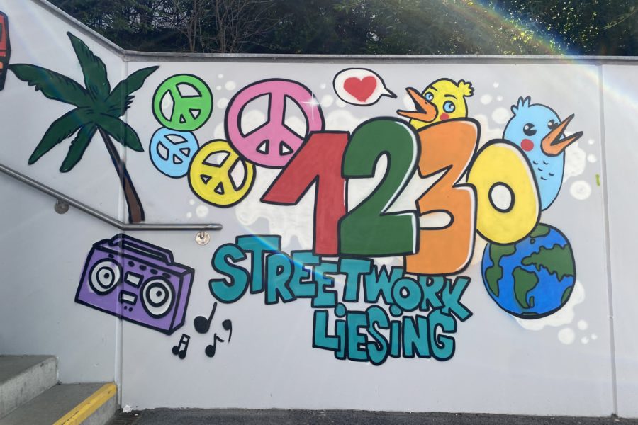 Graffiti auf der Wand des Stiegenhaus
